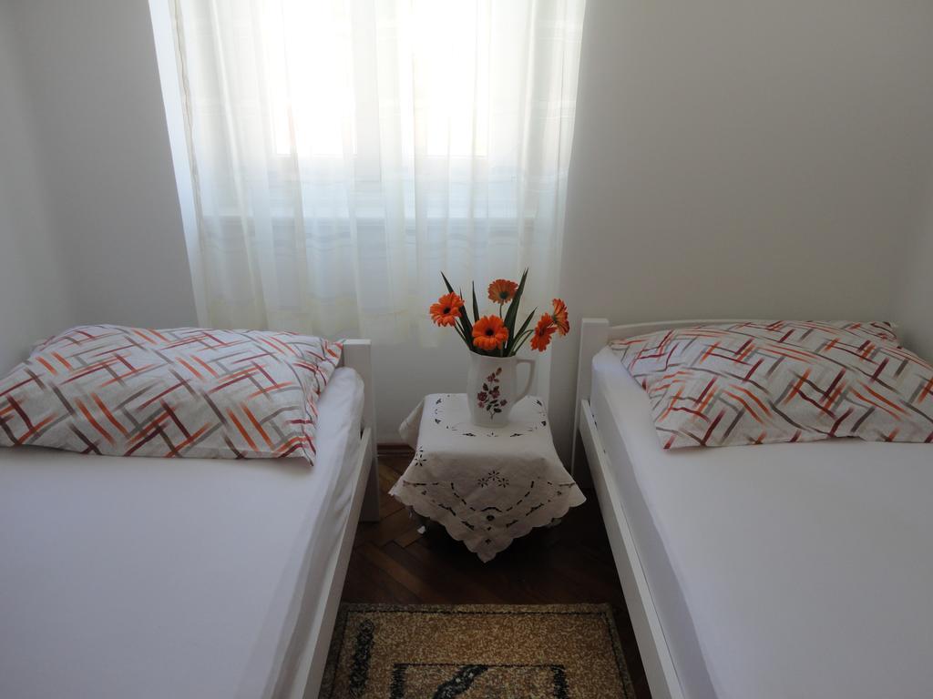 Rooms Matija Milica - Center Split Exterior foto